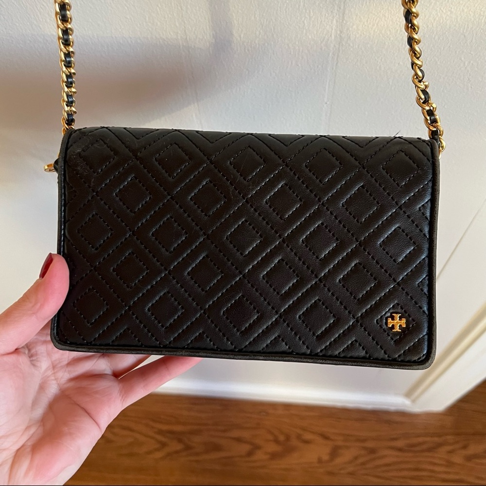 Tory Burch Chain Wallet